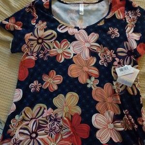 NWT Lularoe XL Classic Tee